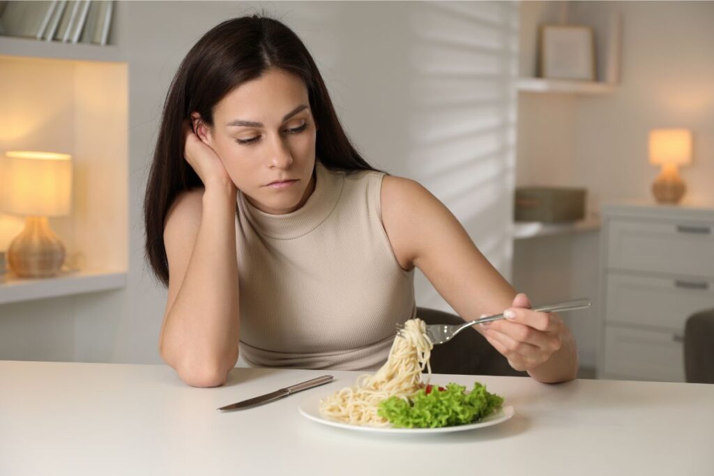 Are you eating too little or too much? The Warning Signs You’re Missing about Eating Disorders