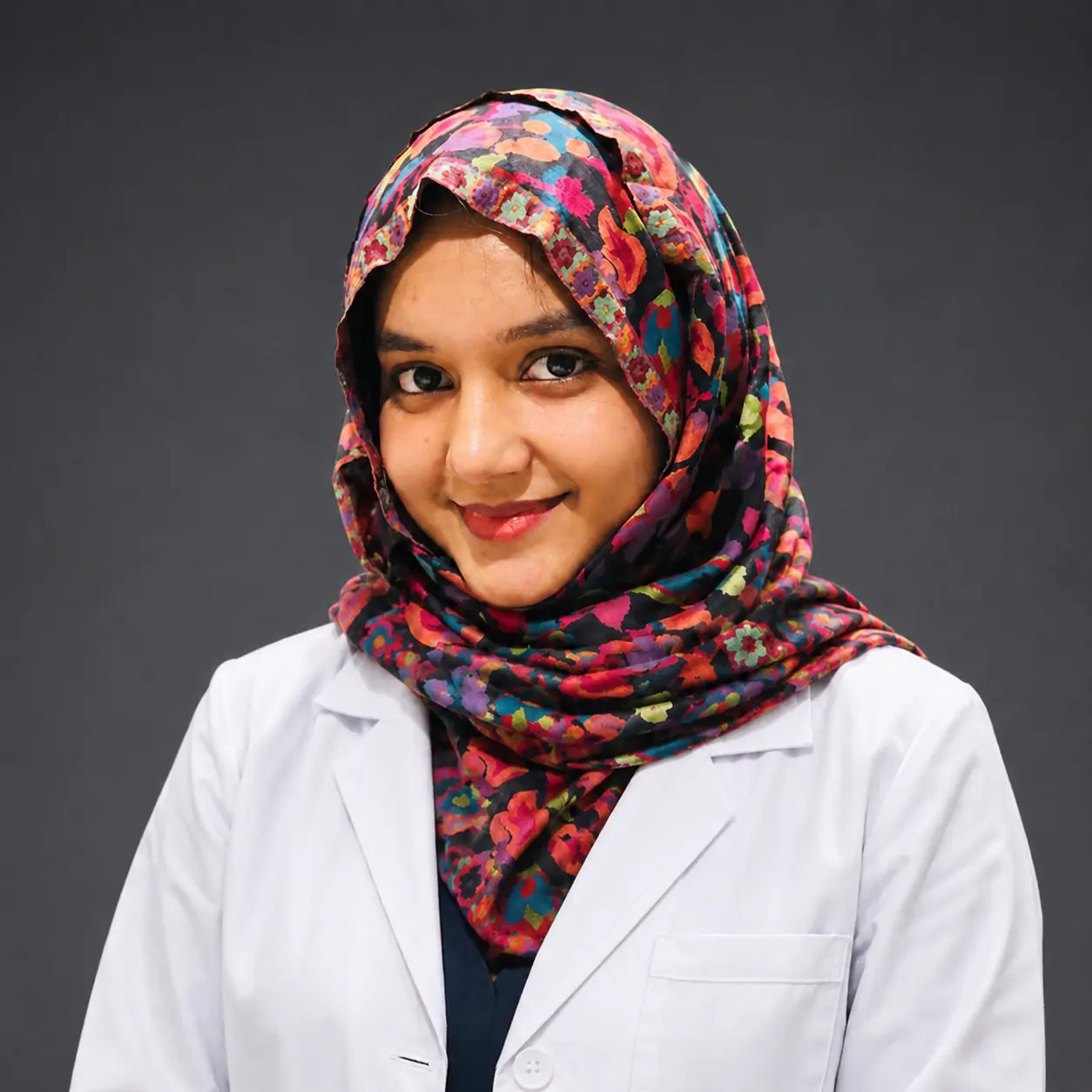 Dr. Ayesha_Picture