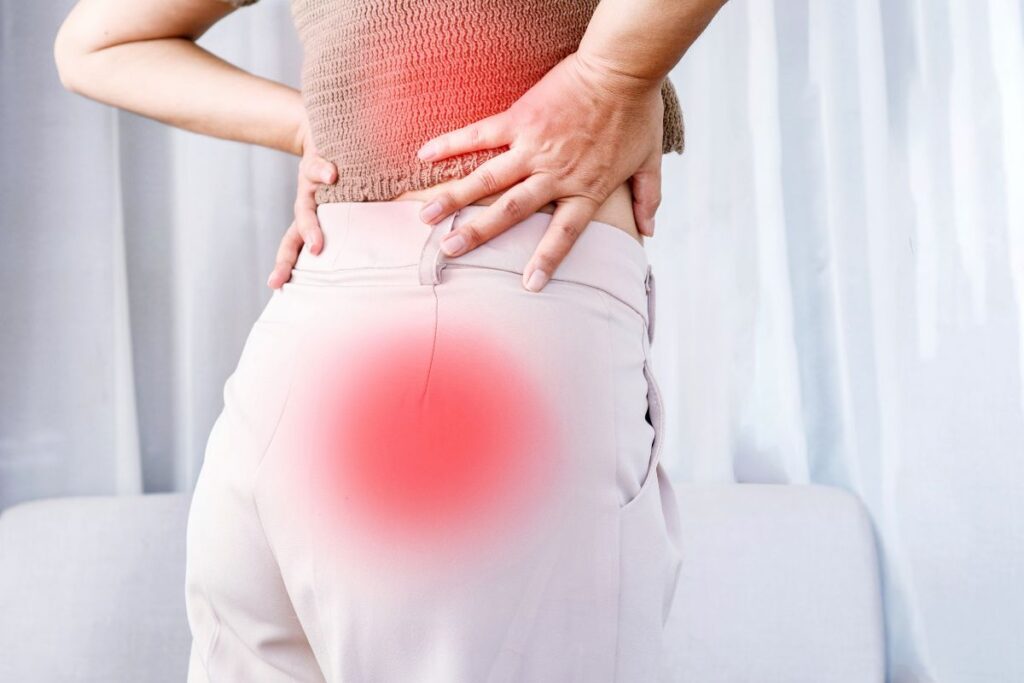 Is your Back Pain radiating to your legs? Know about Sciatica and Lumbar Disc Herniation